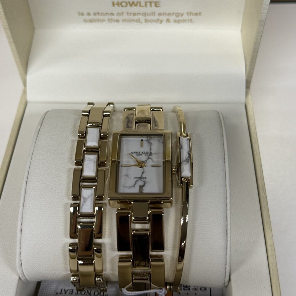 ANNE KLEIN WOMENS WATCH/BRACELET SET